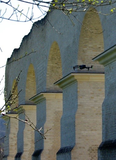 Spécialiste de la mise en valeur du patrimoine français par drone en Moselle et en Vendée